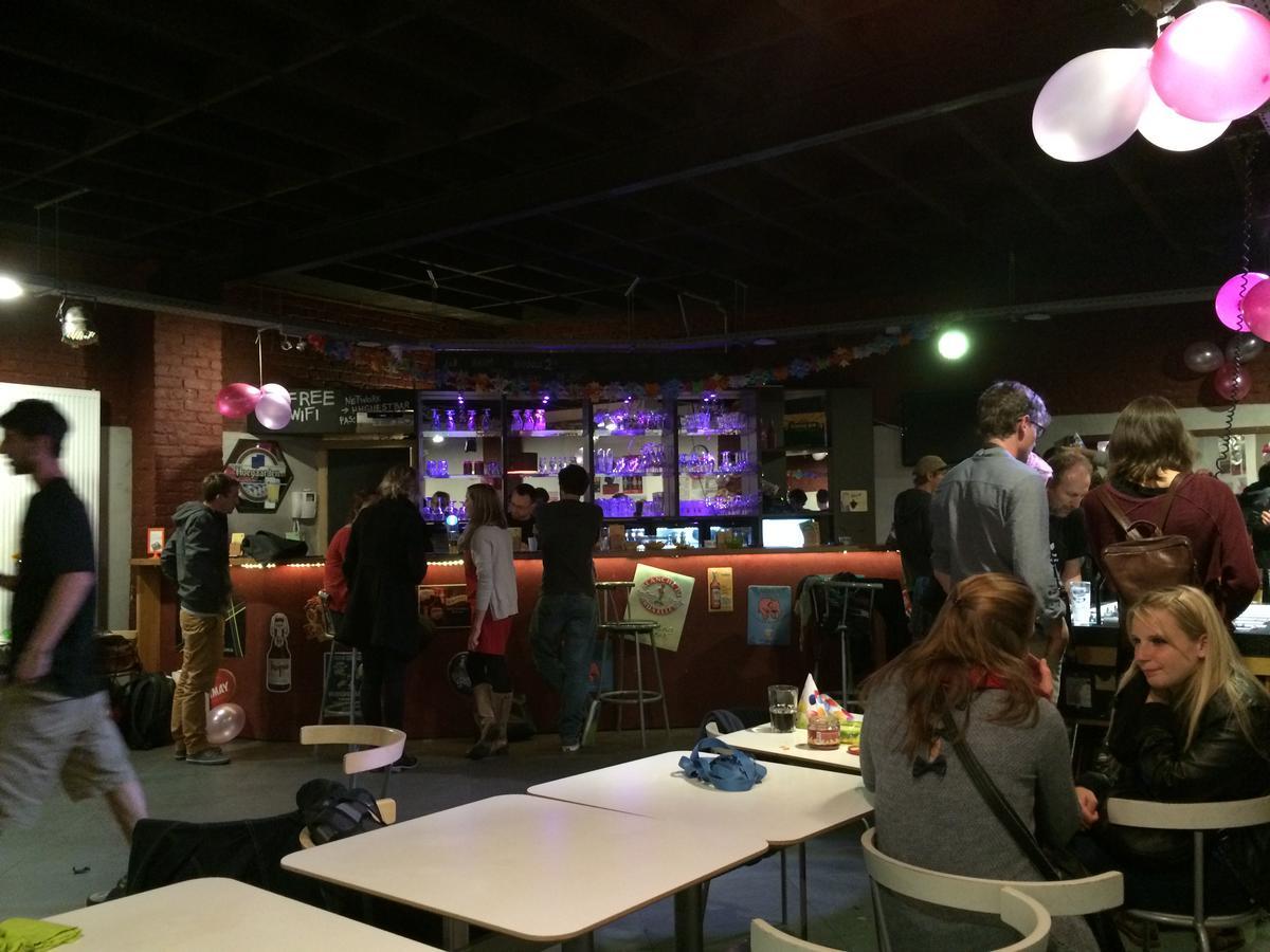 Koekelberg Brussels Hello Hostel מראה חיצוני תמונה