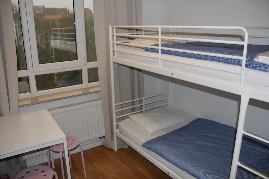 Koekelberg Brussels Hello Hostel מראה חיצוני תמונה